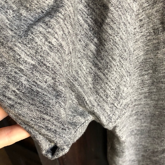 EUC Women’s Everlane Grey Tunic Sweatshirt M - Picture 6 of 11
